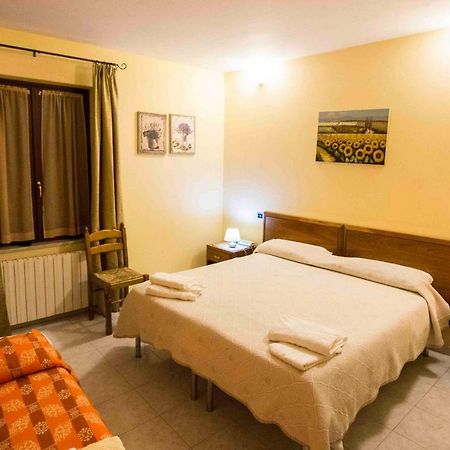 Cantarana Hotel Sesta Godano Esterno foto
