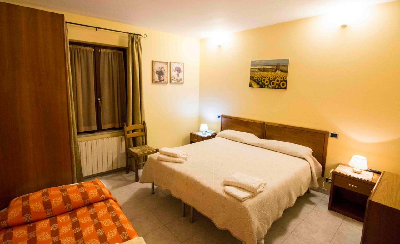 Cantarana Hotel Sesta Godano Esterno foto