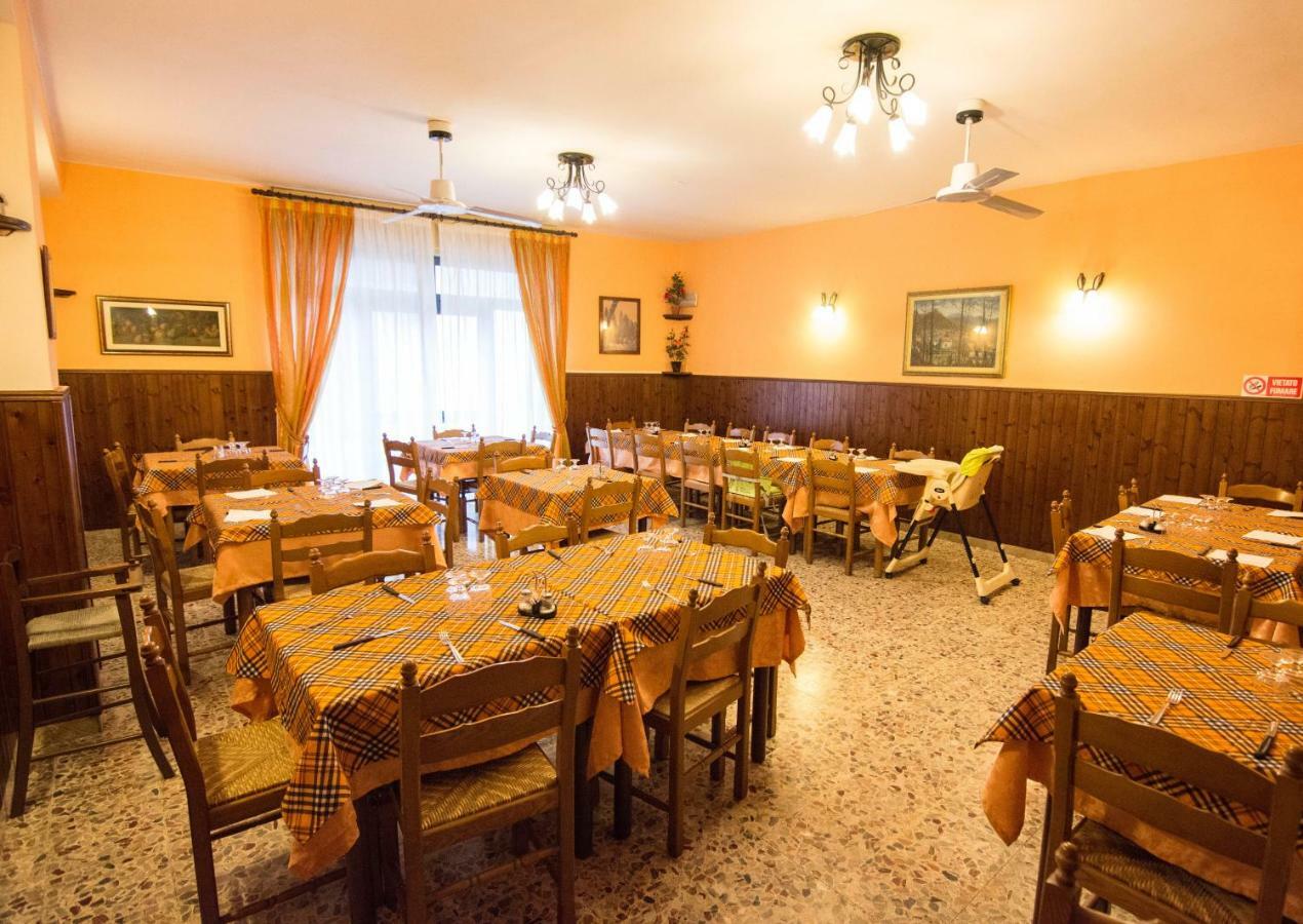 Cantarana Hotel Sesta Godano Esterno foto