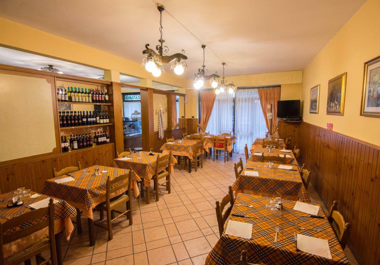 Cantarana Hotel Sesta Godano Esterno foto